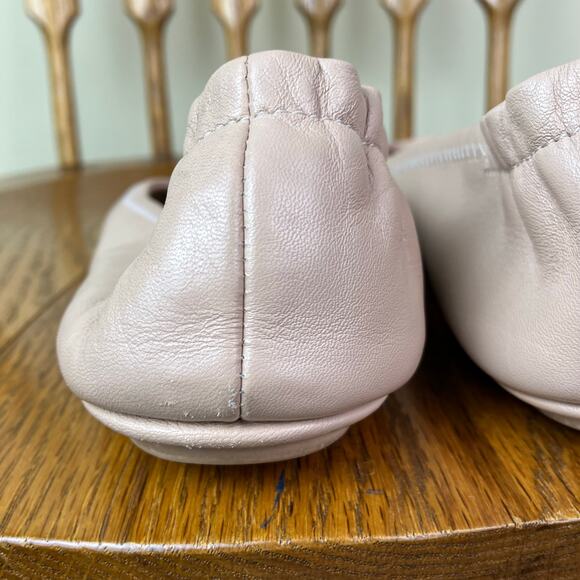 Tory Birch Minnie Travel Ballet Flats Scrunchie Back Nude Blush Color Sz 8 - Picture 9 of 16